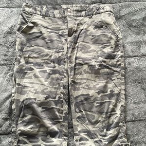 Columbia crop pants